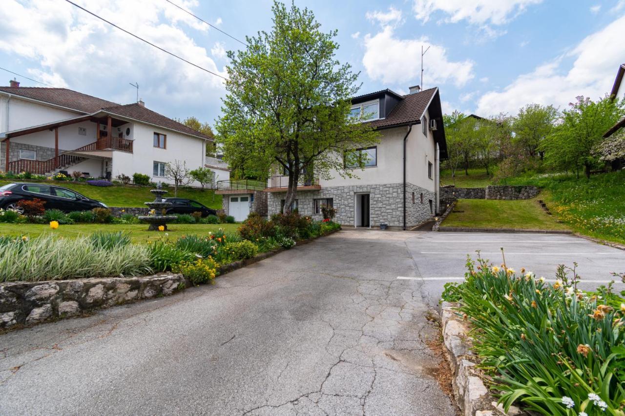 Apartments With A Parking Space Slunj, Plitvice - 18152 Exterior photo
