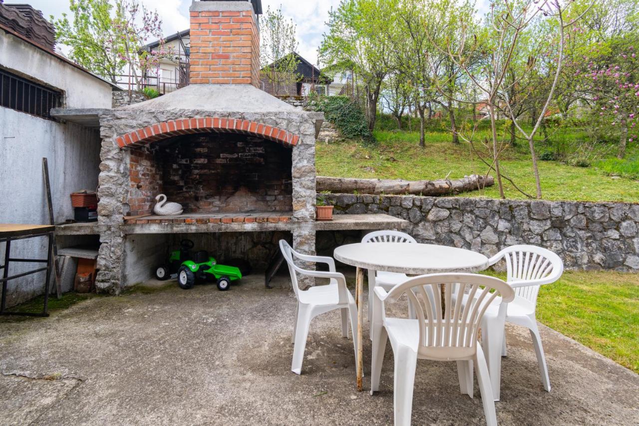 Apartments With A Parking Space Slunj, Plitvice - 18152 Exterior photo